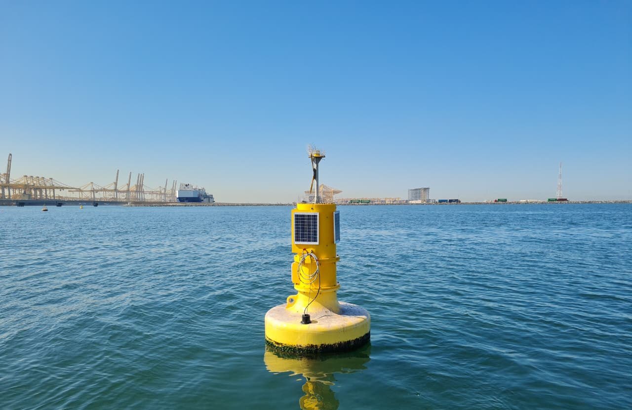Offshore solar-powered monitoring station in the Jebel Ali marine network
